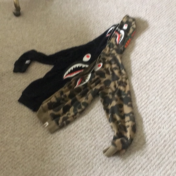Bape jacket 100% authentic - Picture 5 of 6